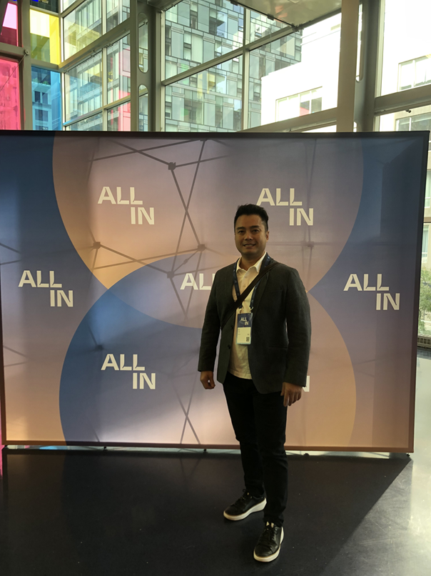 Rick Tran representing Algomine Data Science House at the All in AI Conference in Montreal 2023